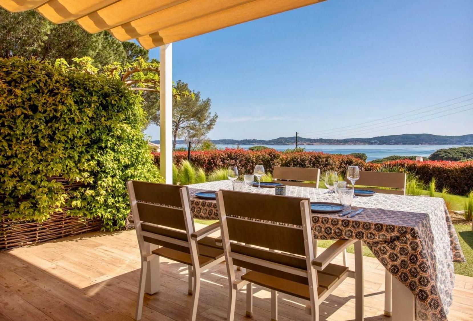 La Bastide Du Soleil Daire Sainte-Maxime Oda fotoğraf